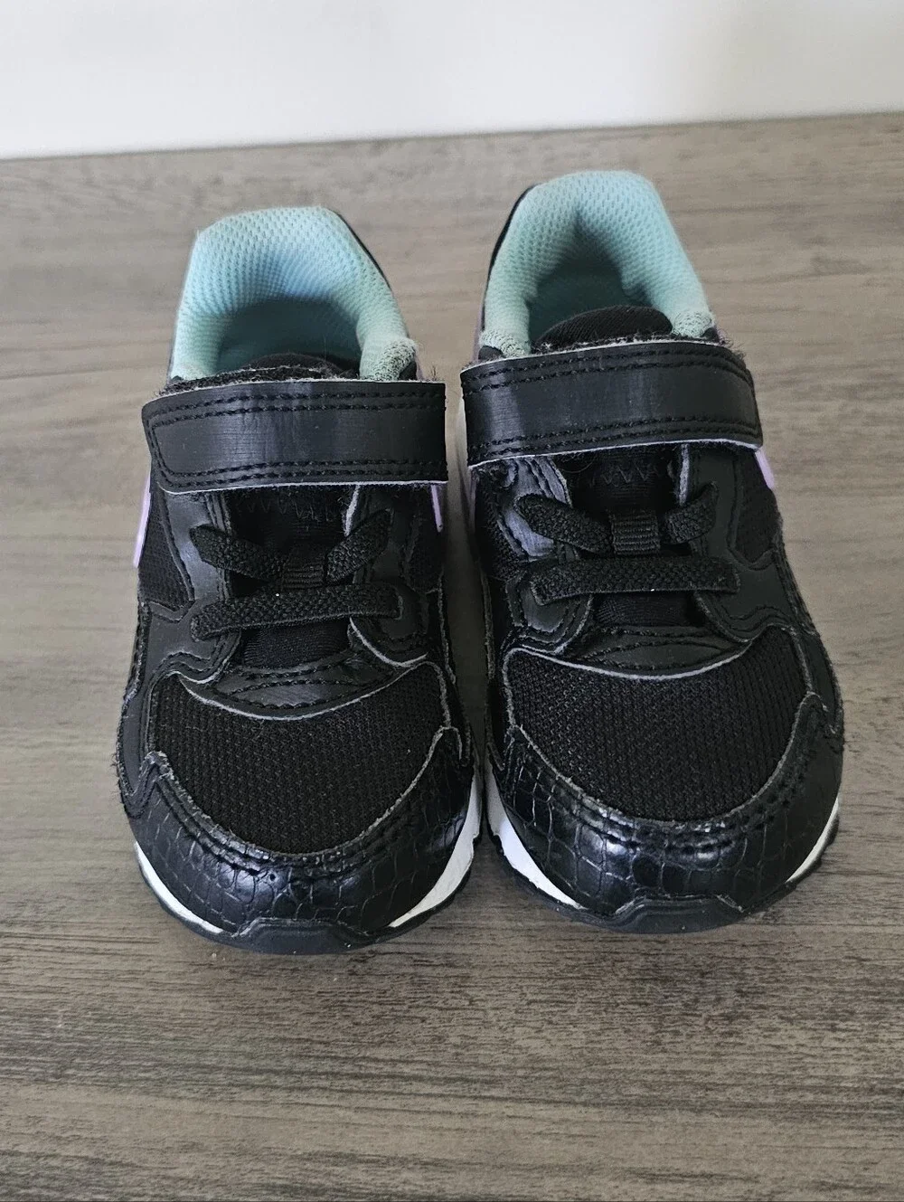 Nike AirMax ST Kids Black Sneakers Purple and Mint Accents Infant Toddler Size 7